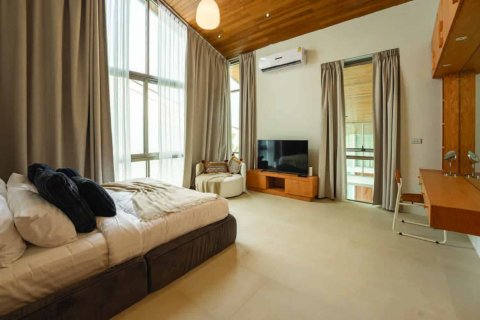 4 bedrooms Villa in Layan Beach, Thailand No. 1053 3