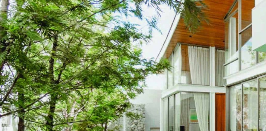 4 bedrooms Villa in Layan Beach, Thailand No. 1053