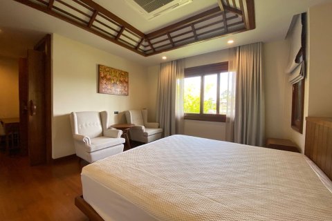 4 bedrooms House in Chiang Mai, Thailand No. 98261 18