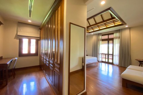 4 bedrooms House in Chiang Mai, Thailand No. 98261 7