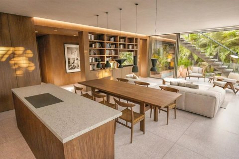 3 bedrooms Apartment in Roches Noires, Mauritius No. 107188 9