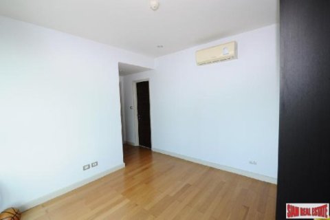 3 bedrooms Apartment in Bangkok, Thailand No. 97081 3