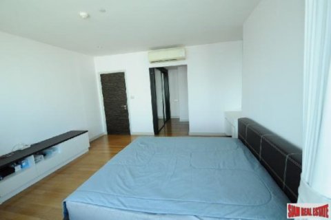 3 bedrooms Apartment in Bangkok, Thailand No. 97081 10