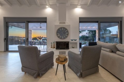 4 bedrooms Villa in Kranidi, Greece No. 108423 4
