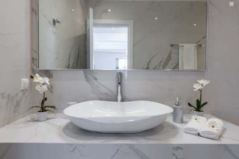 4 bedrooms Villa in Kranidi, Greece No. 108423 11