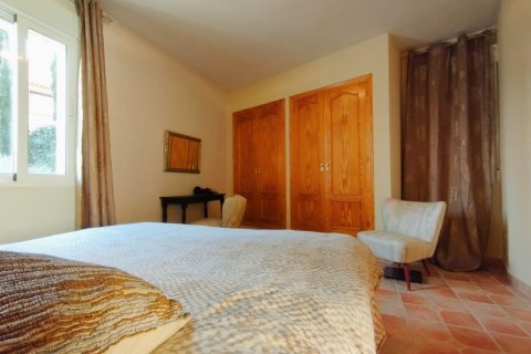 Вилла с 8 спальнями в Hung Thanh, Вьетнам №84884 13