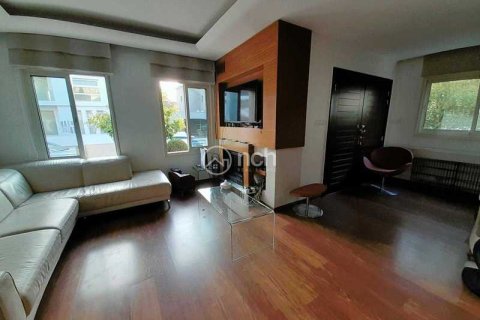 5 bedrooms House in Agios Tychonas, Cyprus No. 31348 11