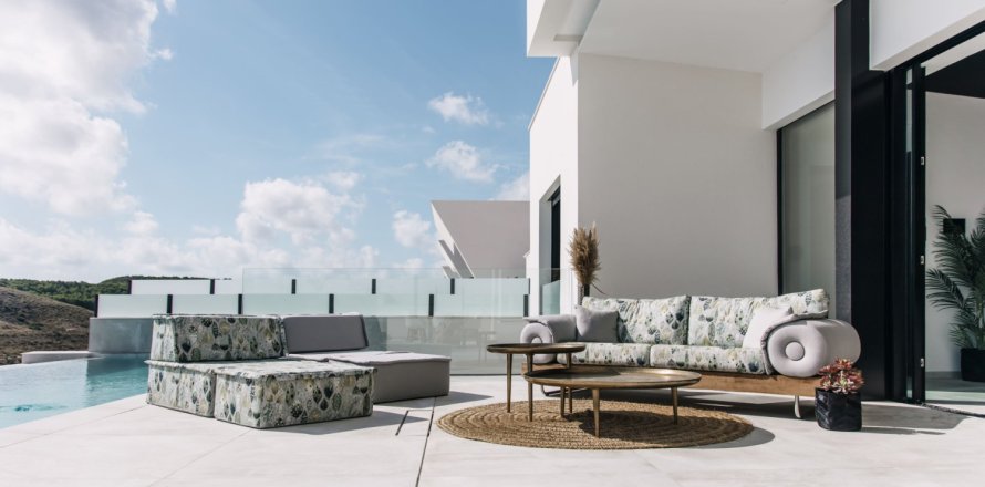 Вилла с 4 спальнями в Сьюдад Кесада, Испания №112062