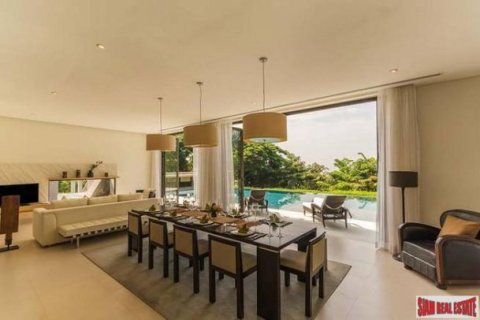 5 bedrooms Villa in Phuket, Thailand No. 95663 18