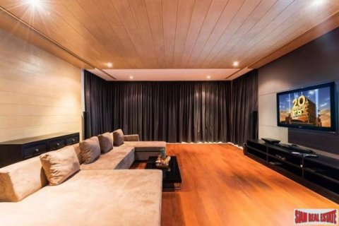 5 bedrooms Villa in Phuket, Thailand No. 95663 16