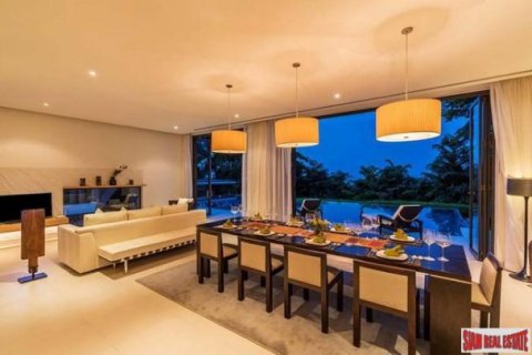 5 bedrooms Villa in Phuket, Thailand No. 95663 24