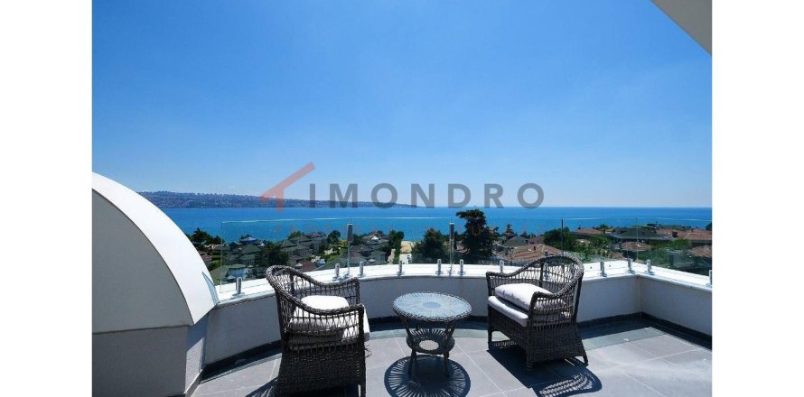 6 bedrooms Villa in An Thach Trung, Vietnam No. 17272