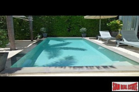 5 bedrooms Villa in Surat Thani, Thailand No. 95741 12
