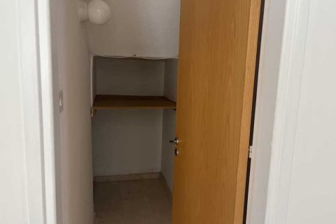 Дом с 4 спальнями в Агиос Тихонас, Кипр №81325 2