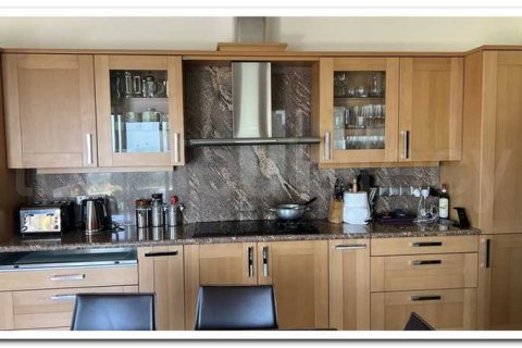 5 bedrooms Villa in Agios Tychonas, Cyprus No. 31313 9