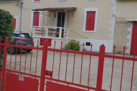 5 bedrooms Villa in Saint-Germain-du-Salembre, France No. 69453 6