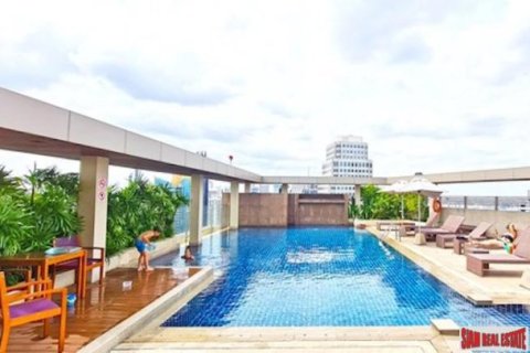 2 bedrooms Apartment in Bangkok, Thailand No. 96605 1