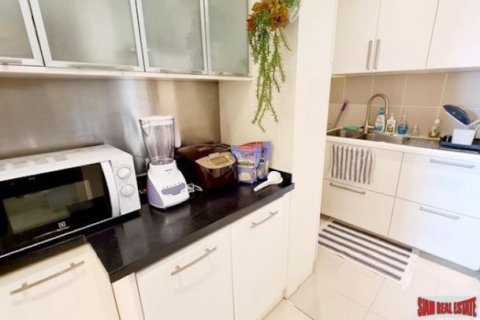 2 bedrooms Apartment in Bangkok, Thailand No. 96605 5