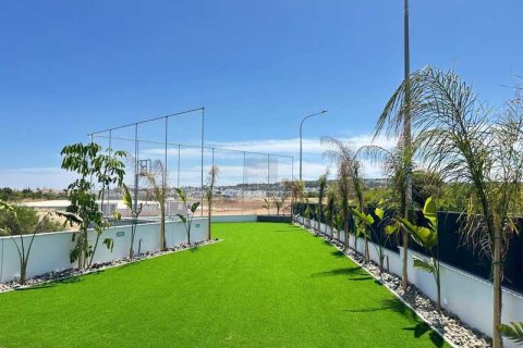 4 bedrooms House in Pernera, Cyprus No. 101242 4