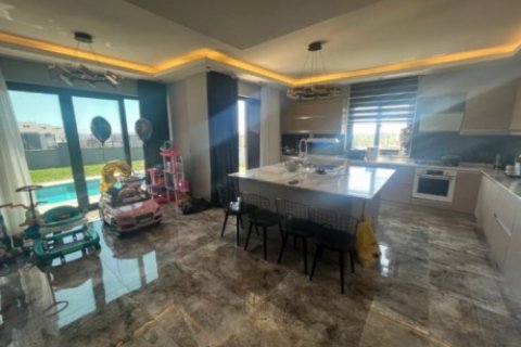 4 bedrooms Villa in Co Do, Vietnam No. 13824 7