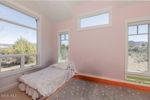 4 bedrooms House in Eagle, USA No. 104571 24