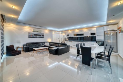 Квартира с 5 комнатами в Оба, Турция №73313