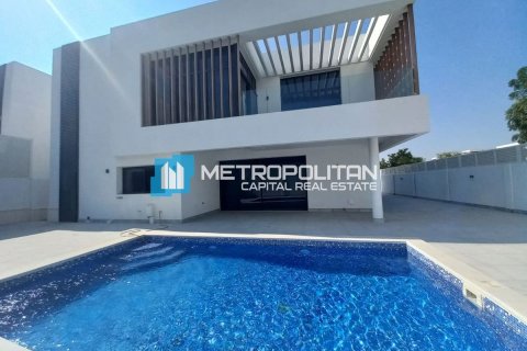 5 bedrooms Villa on the Yas Island, UAE No. 121012