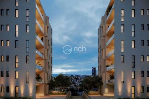 2 bedrooms Apartment in Germasogeia, Cyprus No. 34215 3