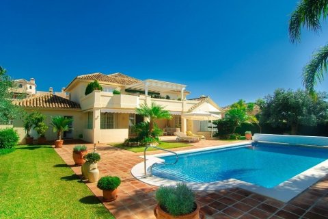 3 chambres House à Marbella, Spain No. 25228