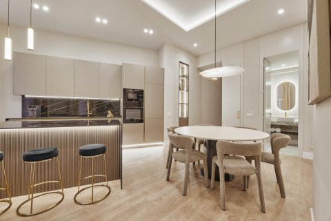 3 bedrooms Apartment in Madrid, Spain No. 126291 1