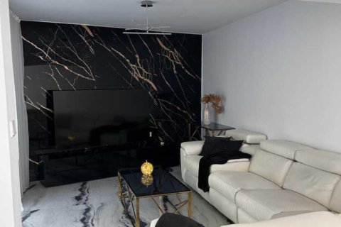 4 bedrooms Maisonette in Agios Tychonas, Cyprus No. 101740 4