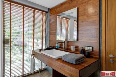 5 bedrooms Villa in Surat Thani, Thailand No. 97446 7