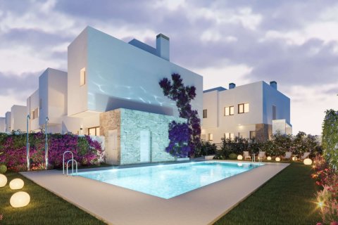 4 bedrooms Duplex in Malaga, Spain No. 129322