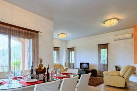 4 dormitorios House en Tala, Cyprus No. 37342 16