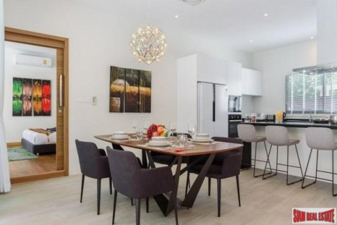 2 bedrooms Villa in Rawai, Thailand No. 96521 17