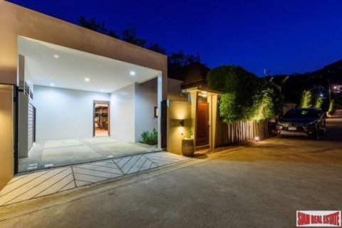 2 bedrooms Villa in Rawai, Thailand No. 96521 8