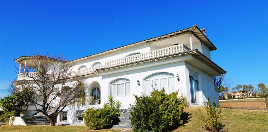 3 bedrooms Villa in Oraiokastro, Greece No. 59304