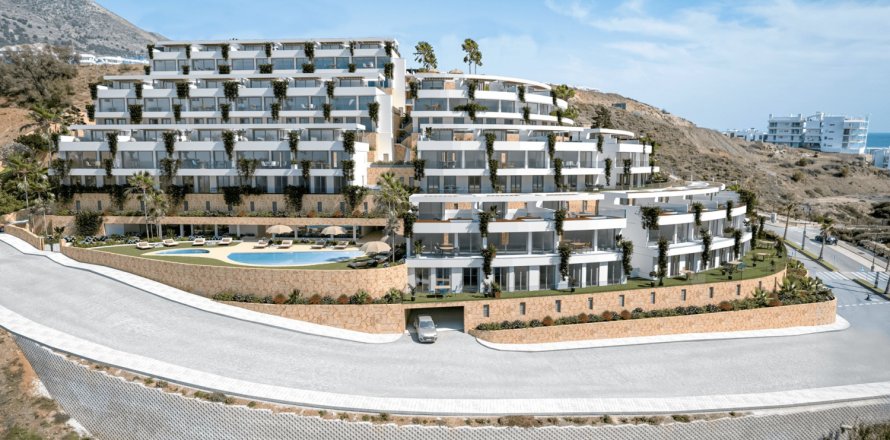 3 dormitorios Villa en Fuengirola, Spain No. 111646