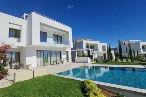 5 bedrooms Villa in Pegeia, Cyprus No. 80712 1