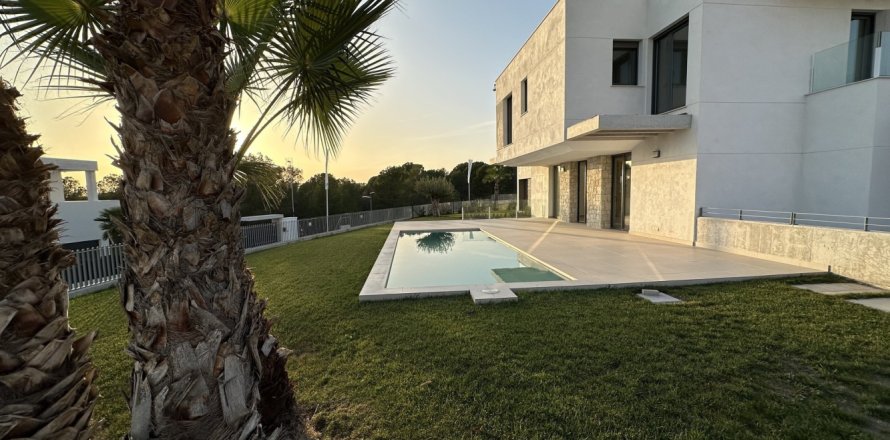 4 dormitorios Villa en Benidorm, Spain No. 112262
