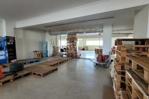 385m² Commercial property in Thessaloniki, Greece No. 107508 3