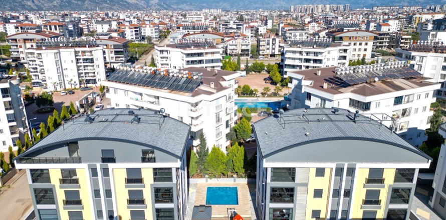 5 dormitorios Apartment en Dosemealti, Turkey No. 121980