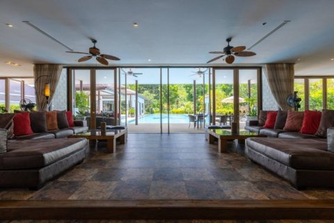 9 bedrooms Villa in Cha-am, Thailand No. 97338 13