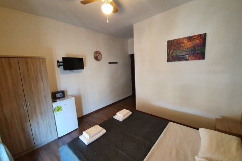 400m² Commercial property in Athens, Greece No. 56019 2