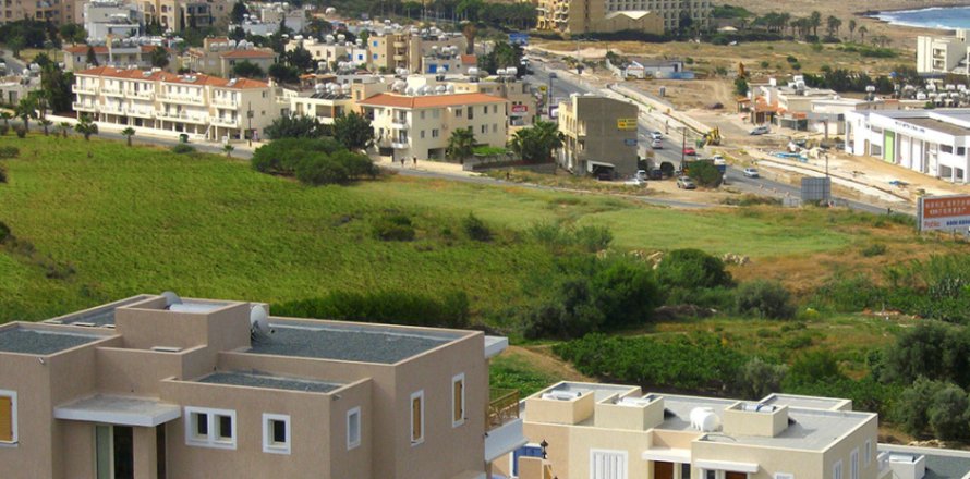 2 rooms Villa in Paphos, Cyprus No. 105220