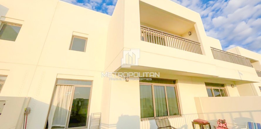 3 bedrooms Townhouse in Cach Bi, Vietnam No. 93851