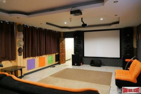 5 dormitorios House en Chalong, Thailand No. 96379 2