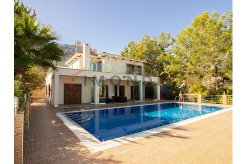 4 chambres Villa à Thanh Phu Dong, Vietnam No. 116103 1