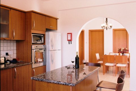 4 bedrooms Villa in Paphos, Cyprus No. 105587 6