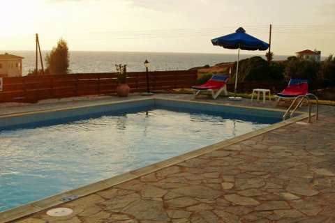 4 bedrooms Villa in Paphos, Cyprus No. 105587 10